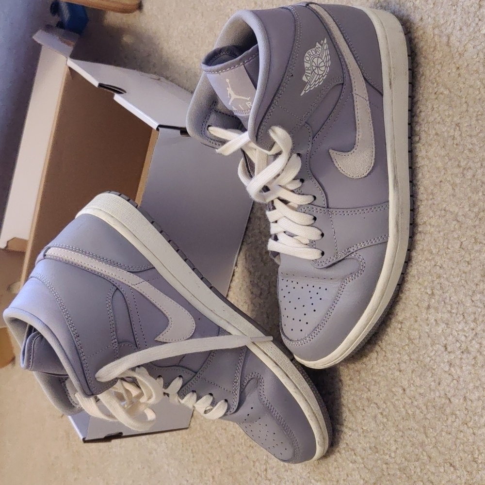 Air Jordan 1 Mid women's